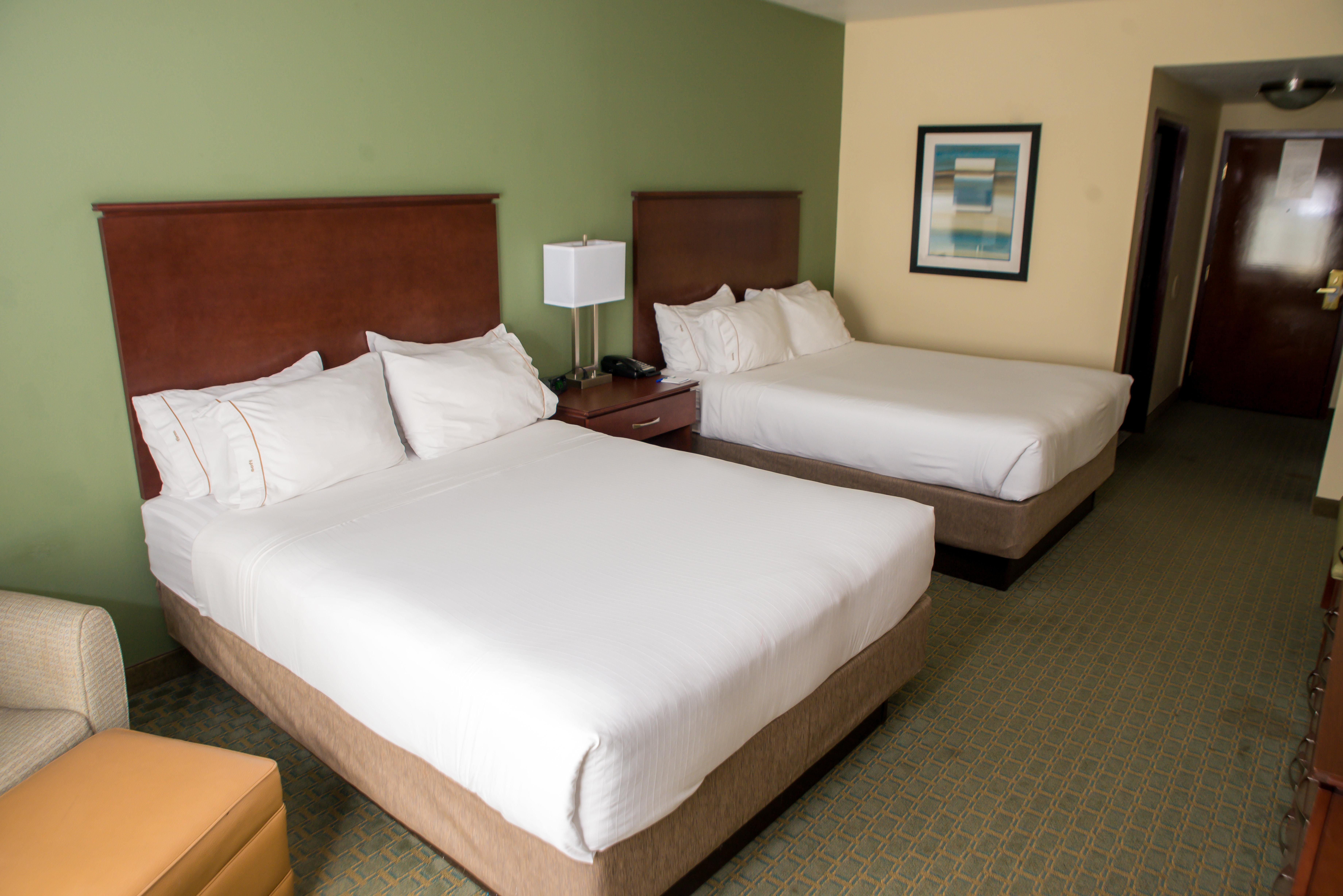 Holiday Inn Express & Suites Cocoa By Ihg Exterior photo