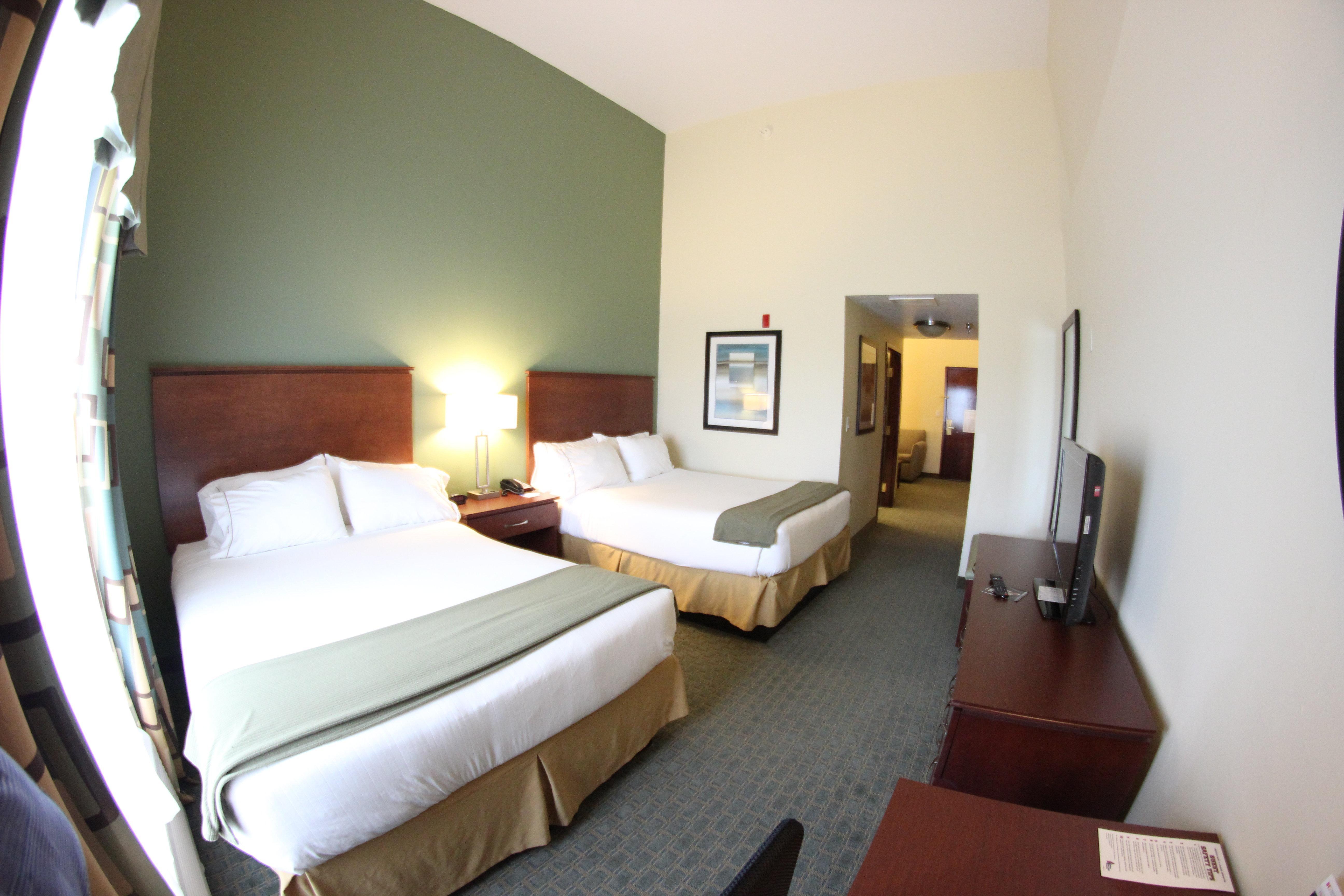 Holiday Inn Express & Suites Cocoa By Ihg Exterior photo