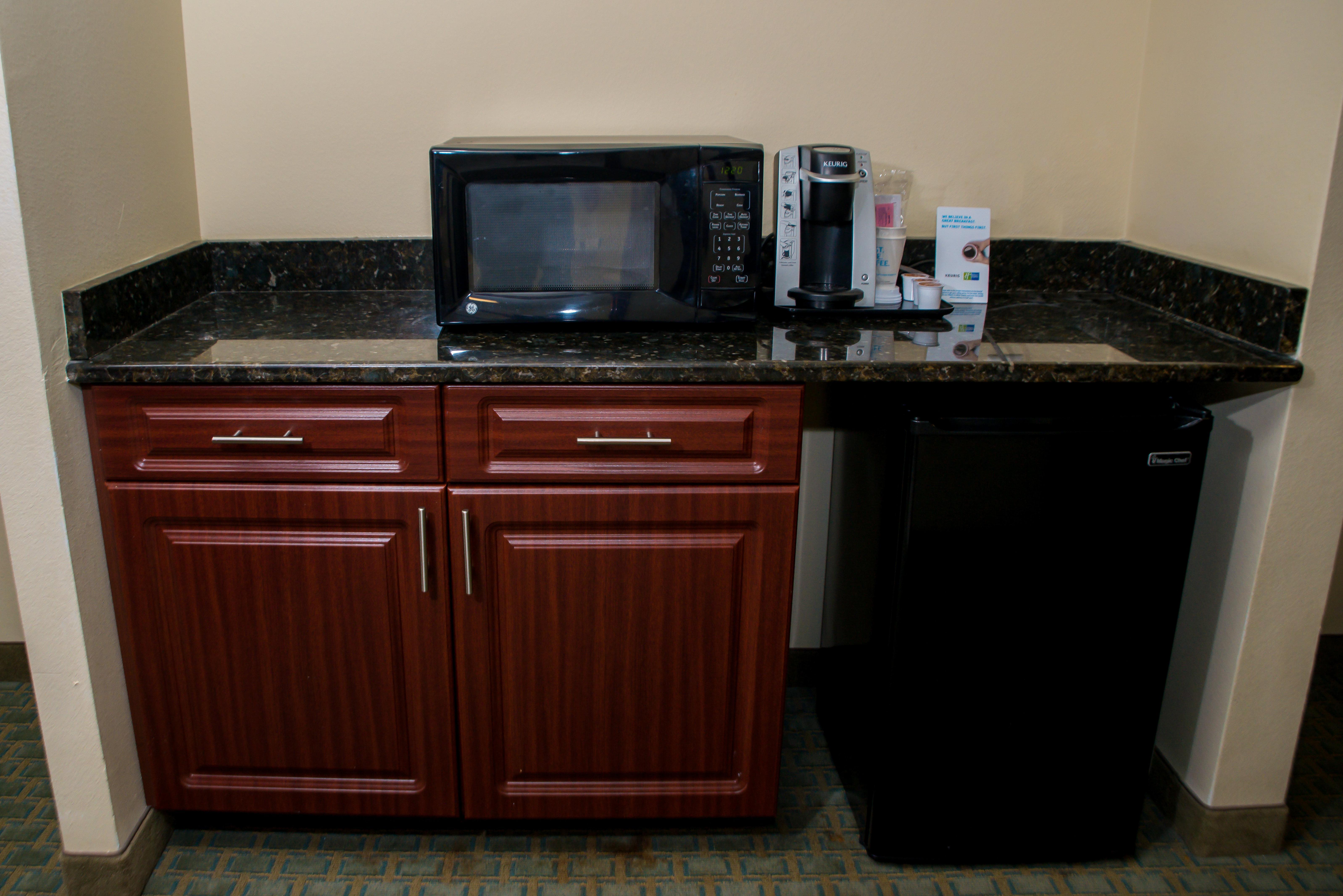 Holiday Inn Express & Suites Cocoa By Ihg Exterior photo