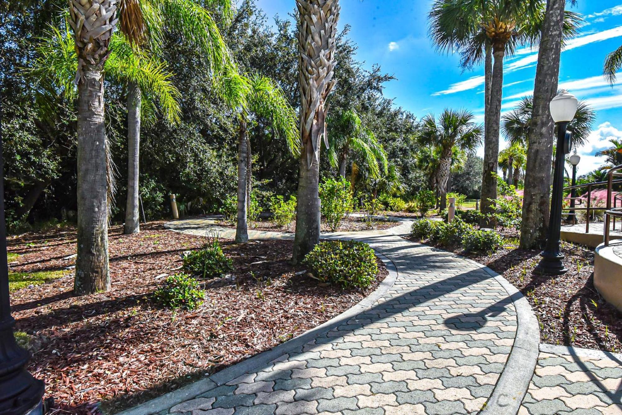 Holiday Inn Express & Suites Cocoa By Ihg Exterior photo