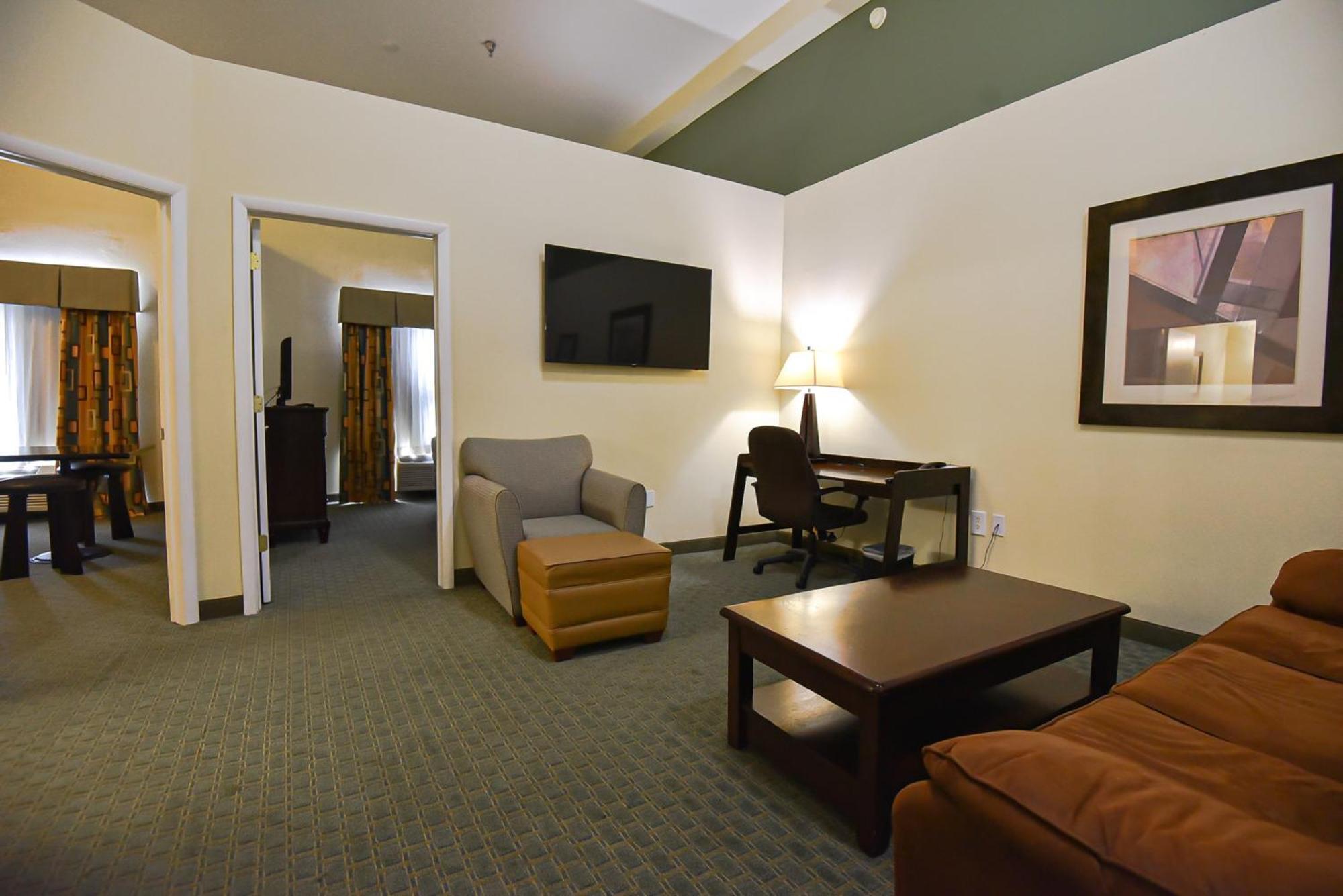 Holiday Inn Express & Suites Cocoa By Ihg Exterior photo